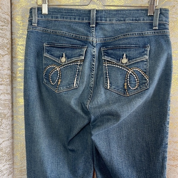 Nydj Blue Medium Wash High Rise Bootcut Jeans Comfort Stretch Denim Size 10 - Picture 6 of 15